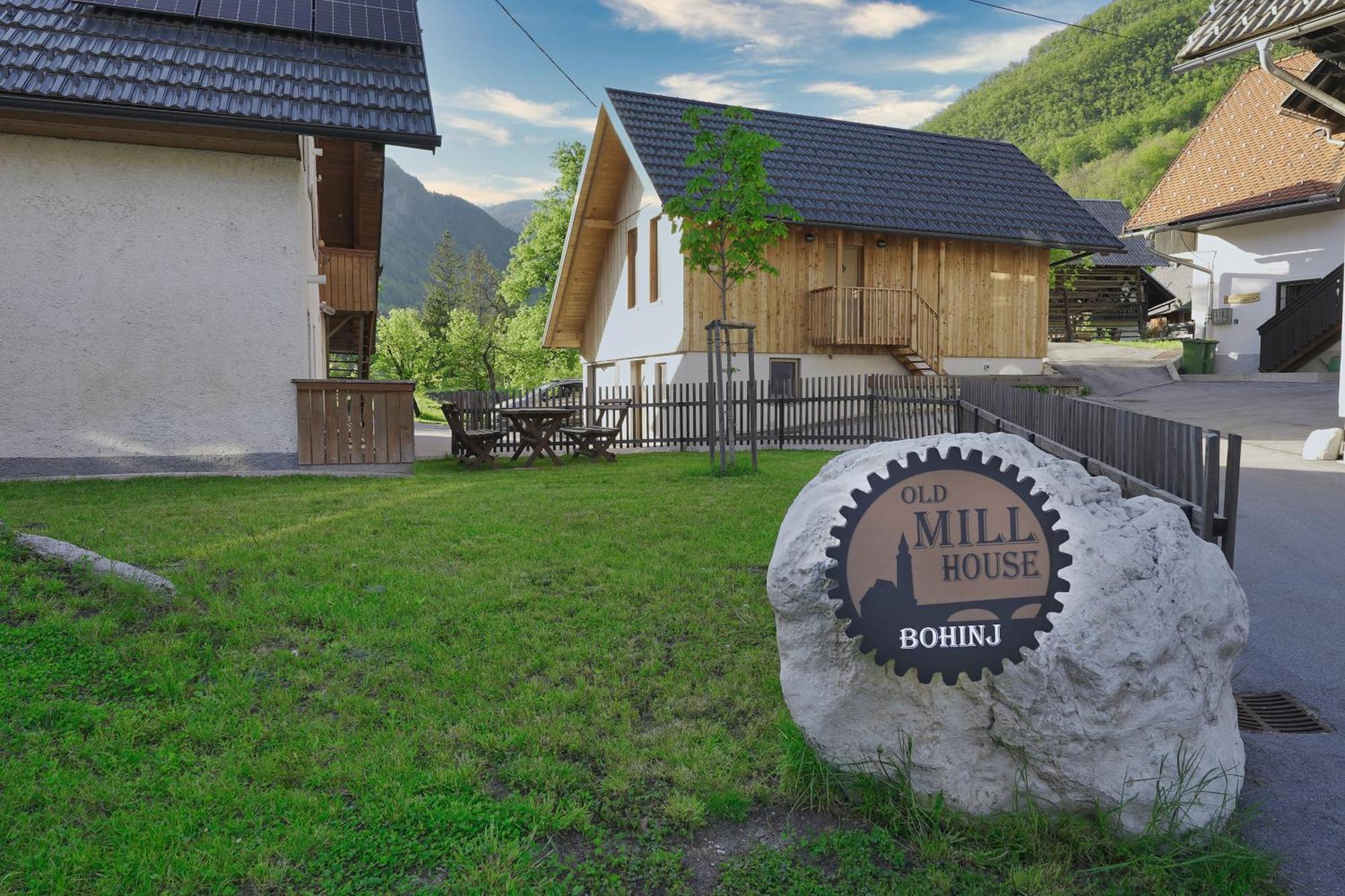 Апартаменты Old Mill House Бохинь Экстерьер фото